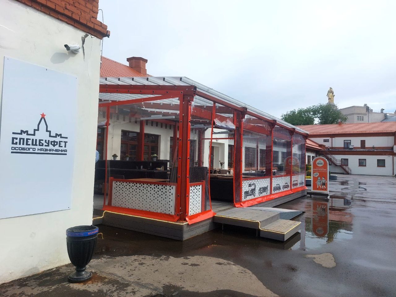 ПВХ шторы для летней террасы кафе в Красном